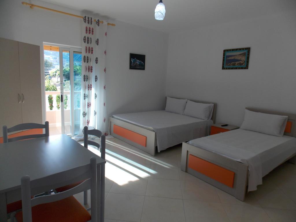Guest House Vila Bega Sarande Ngoại thất bức ảnh