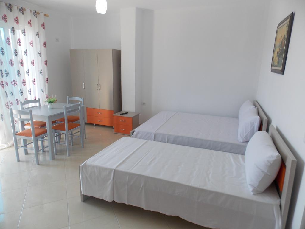 Guest House Vila Bega Sarande Ngoại thất bức ảnh