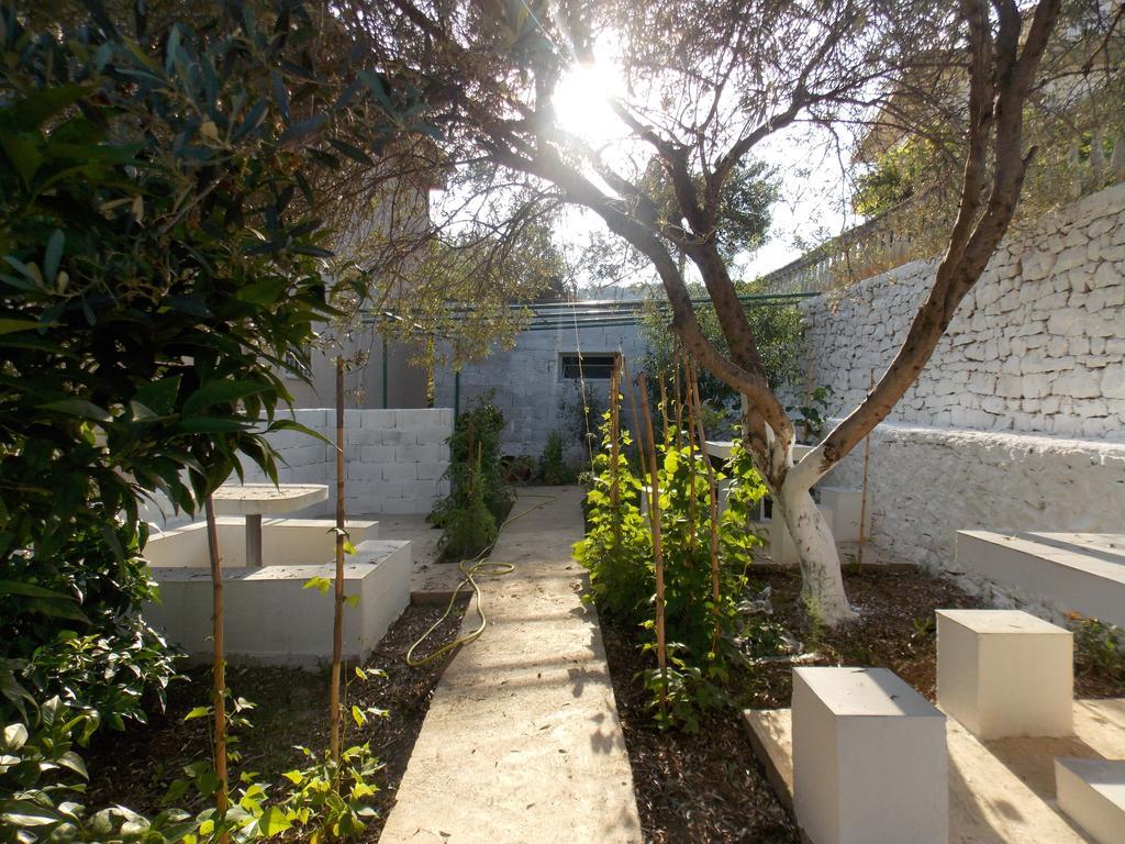 Guest House Vila Bega Sarande Ngoại thất bức ảnh