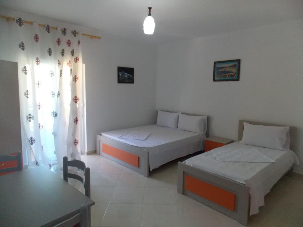 Guest House Vila Bega Sarande Ngoại thất bức ảnh